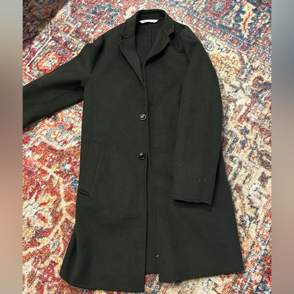 Zara Men long coat
Size M